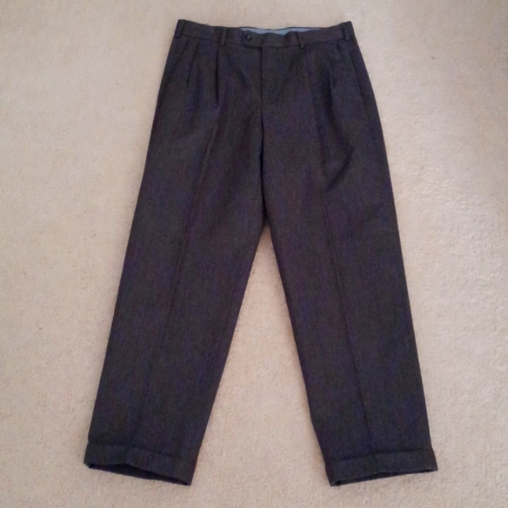 Mens Axist dress pants